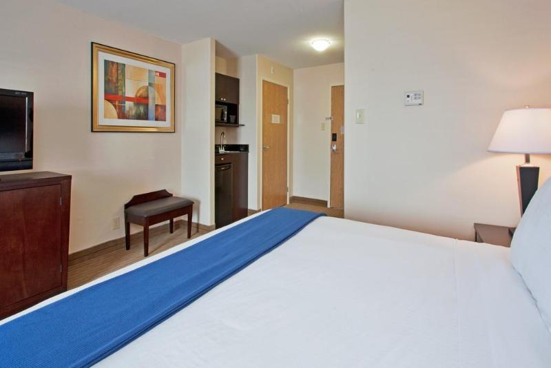Holiday Inn Express Hotel & Suites Swift Current By Ihg Værelse billede